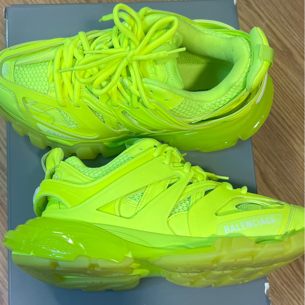 balenciaga track sneaker